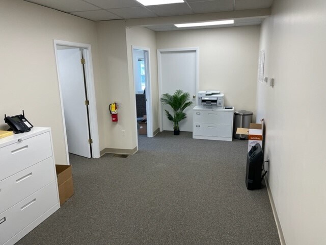 More Photos Of 26 Linden Ave, Springfield Office For Lease
