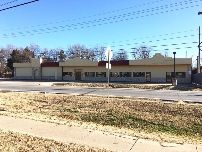 More Photos Of 6645 S Peoria Ave, Tulsa Storefront For Lease