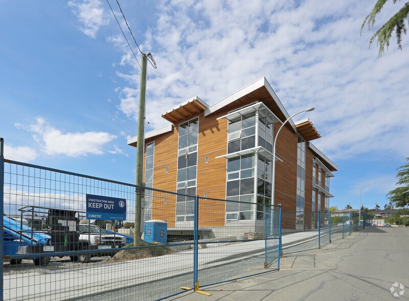 More Photos Of 3645 Tillicum Rd, Saanich Medical For Lease