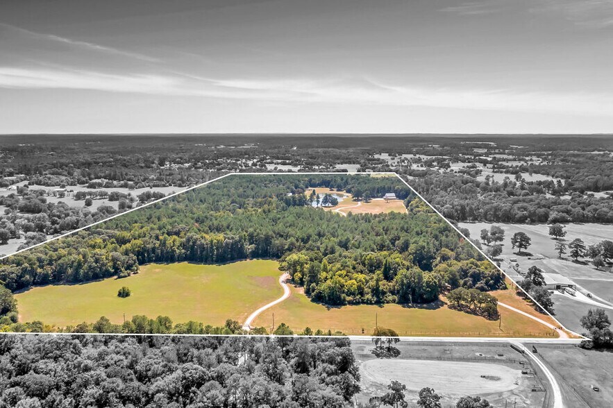 More Photos Of 43 Pool Rd, Richards Specialty For Sale