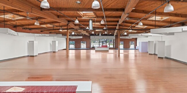 More Photos Of 2314-2316 Lincoln Blvd, Santa Monica Storefront For Lease