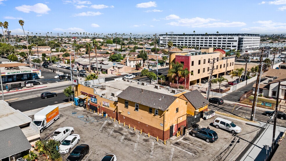 More Photos Of 3960 W 104th St, Inglewood Storefront For Sale