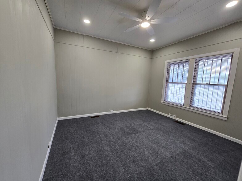 More Photos Of 325 Winslow St, Fayetteville Loft Creative Space For Lease