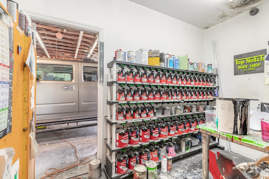 More Photos Of 635 Carswell Ave, Holly Hill Auto Repair For Sale