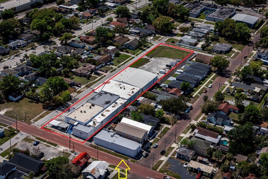 More Photos Of 2902 W Chestnut St, Tampa Industrial For Lease