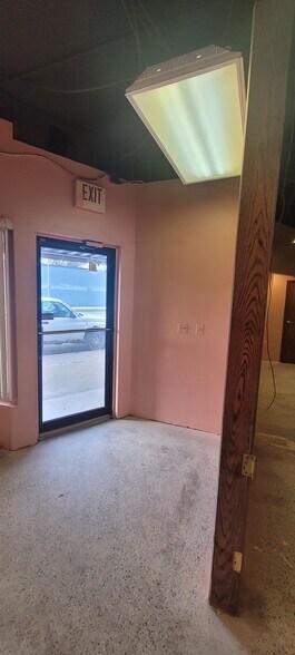 More Photos Of 16022 Grand River Ave, Detroit General Retail For Sale