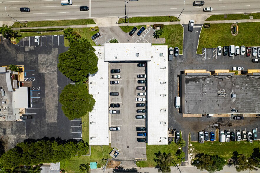 More Photos Of 2333 N State Road 7, Margate Medical For Lease