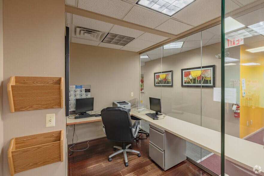 More Photos Of 27253 Van Dyke Ave, Warren Medical For Sale