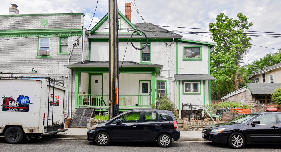 More Photos Of 1601 Rhode Island Ave NE, Washington Storefront Retail Residential For Sale