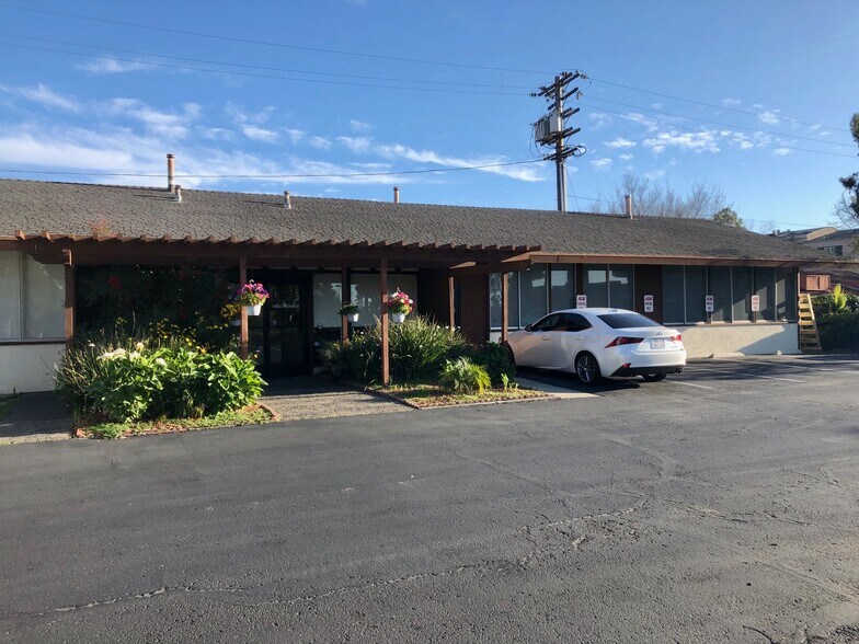 More Photos Of 7434 Jackson Dr, San Diego Medical For Lease