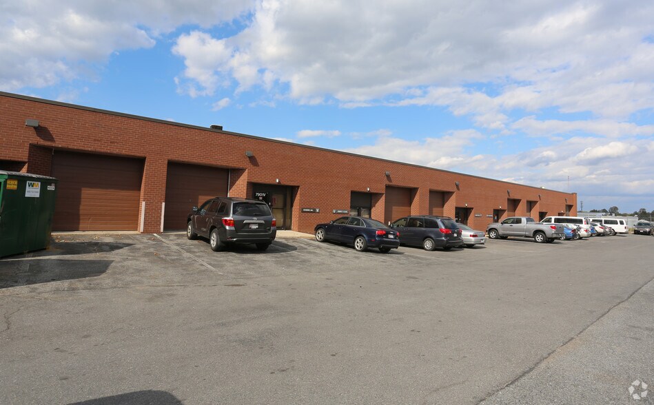 More Photos Of 7901 Beechcraft Ave, Gaithersburg Warehouse For Lease