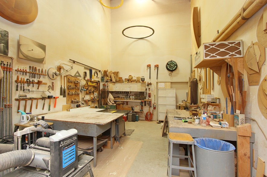 More Photos Of 2250 Jerrold Ave, San Francisco Warehouse For Lease