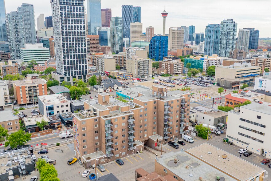 More Photos Of 515-519 17th Ave SW, Calgary Multifamily For Sale