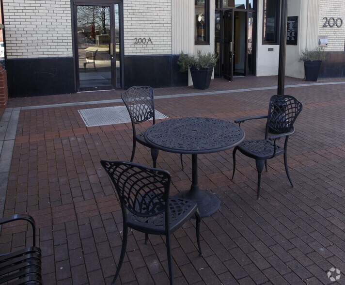 More Photos Of 200 S Main St, Greenville Office For Lease