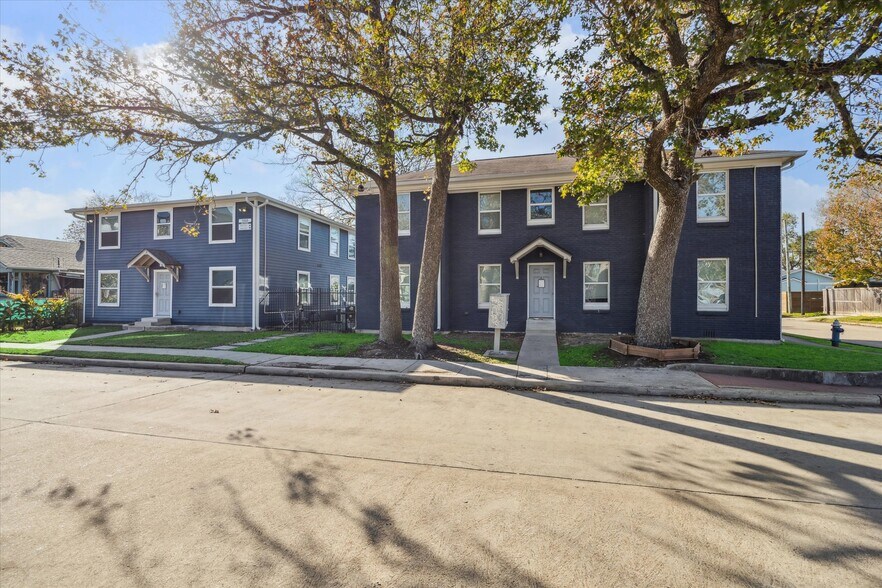 More Photos Of 1009 Enid St, Houston Apartments For Sale