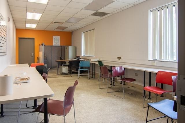 More Photos Of 15317 Chatfield Ave, Cleveland Warehouse For Lease