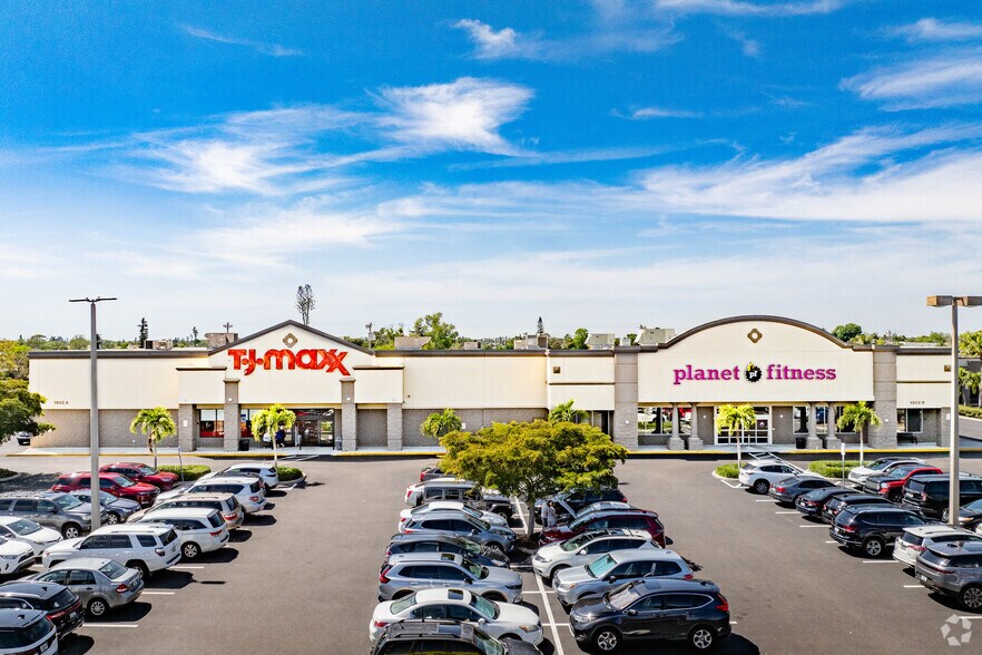 More Photos Of 1410-1502 Del Prado Blvd S, Cape Coral Unknown For Lease