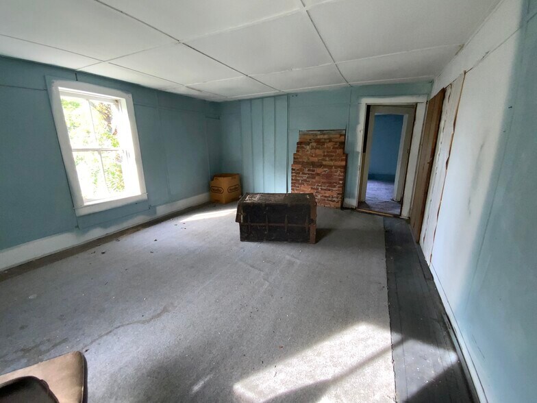 More Photos Of 61 Fairview Rd, Andrews Multifamily For Sale