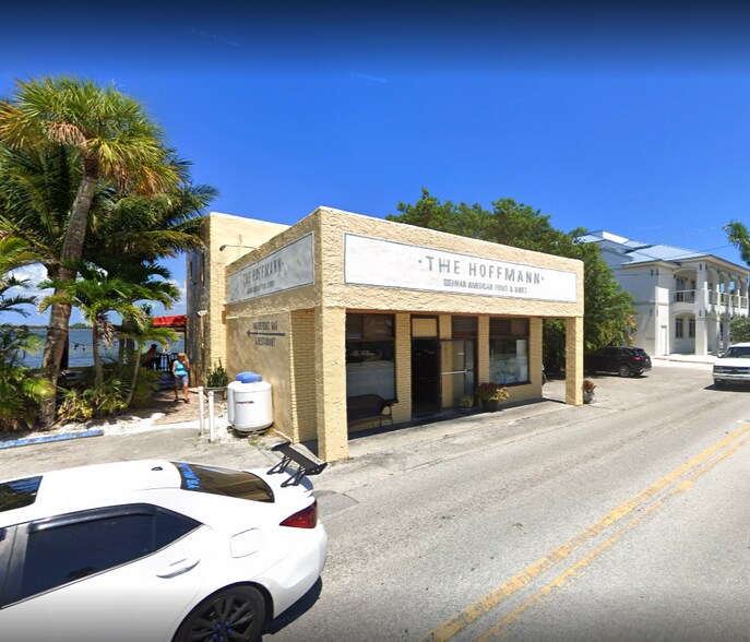 More Photos Of 3825 NE Indian River Dr, Jensen Beach Restaurant For Sale