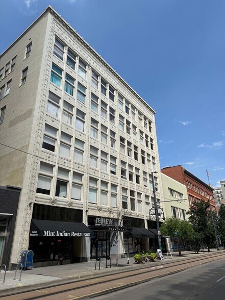 More Photos Of 1531 Stout St, Denver Apartments For Lease