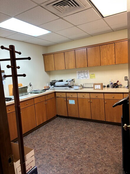 More Photos Of 829 Baronne St, New Orleans Office For Sale