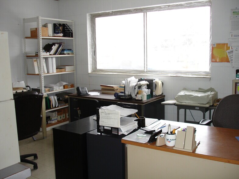 More Photos Of 340 Oak Ave S, West Salem Industrial For Lease
