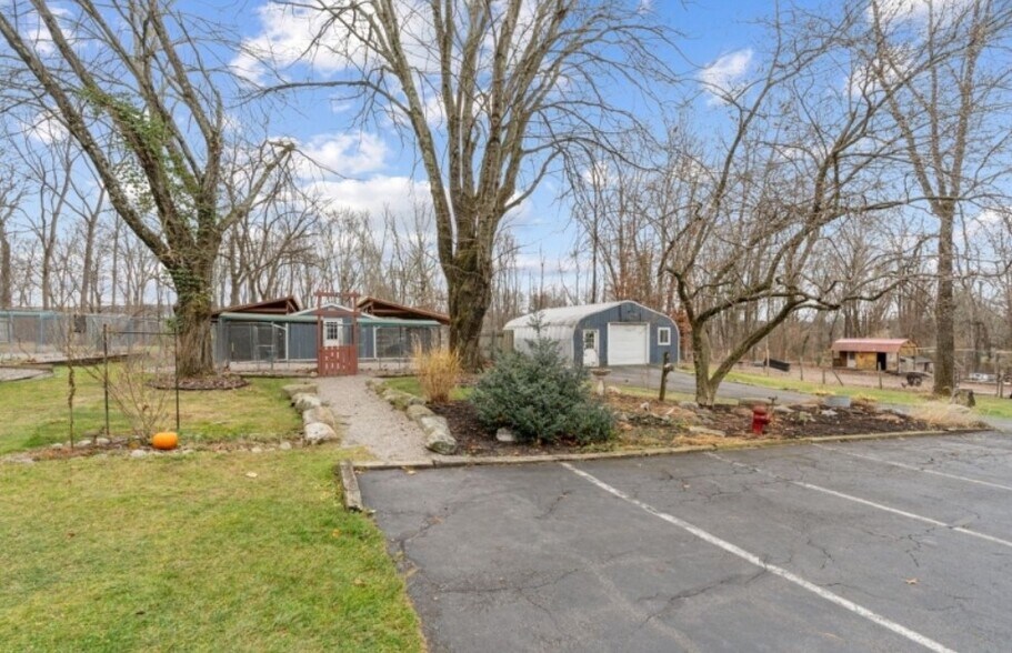 More Photos Of 3 Volker Ln, Sandyston Specialty For Sale