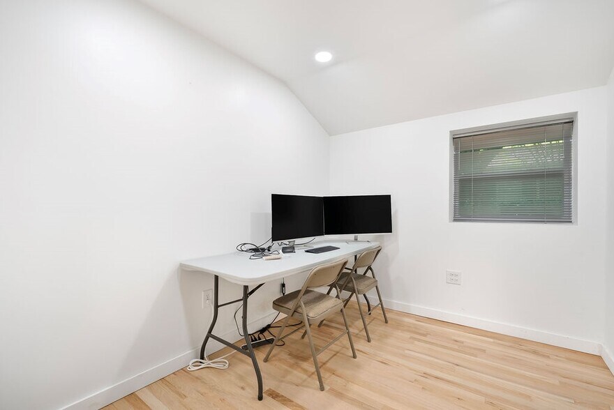 More Photos Of 4514 Wilgrove Mint Hill Rd, Mint Hill Office Residential For Sale