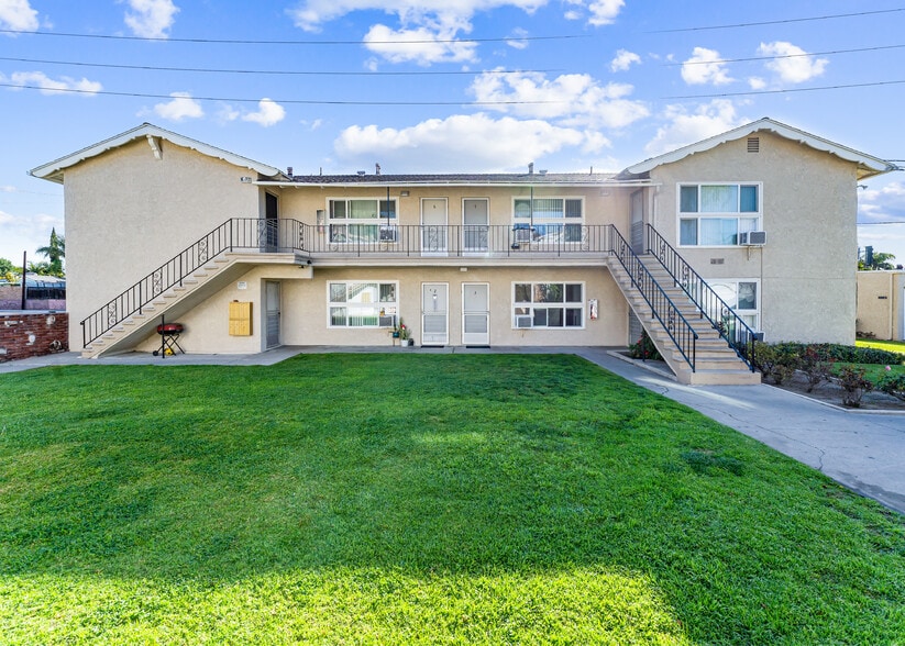 More Photos Of 2334 E Santa Fe Ave, Fullerton Apartments For Sale