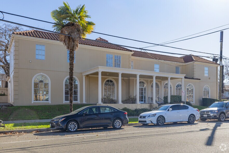 More Photos Of 2001 P St, Sacramento Office For Sale
