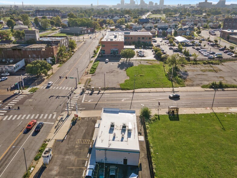More Photos Of 1235 N Grand Blvd, Saint Louis Fast Food For Sale
