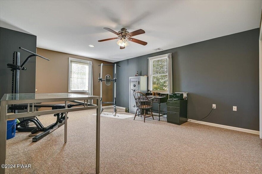 More Photos Of 186 Ledgedale Rd, Lake Ariel Apartments For Sale