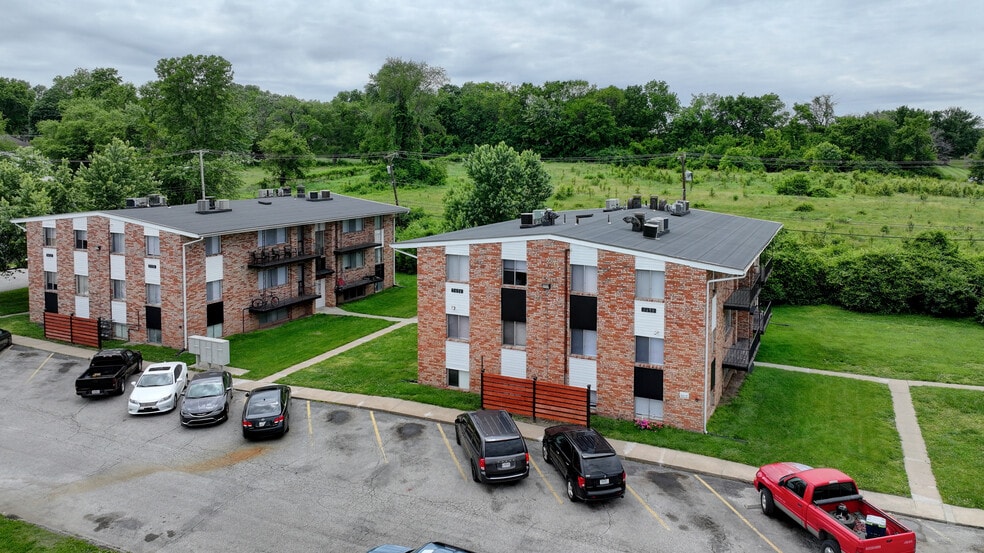 More Photos Of 7402 Overton Ave, Raytown Apartments For Sale