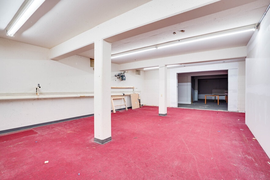 More Photos Of 195-209 Cottage Grove Rd, Madison Storefront For Lease