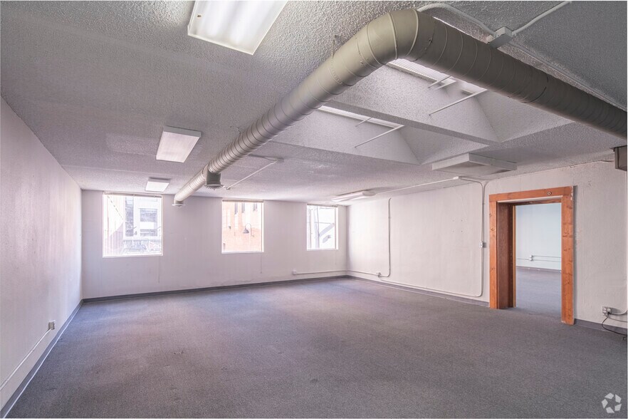 More Photos Of 1530 Blake St, Denver Storefront Retail Office For Lease