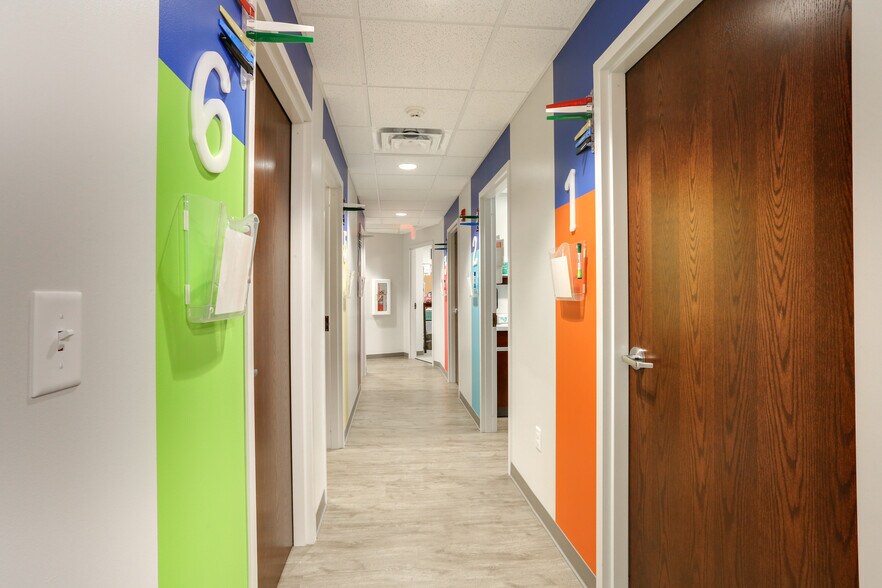 More Photos Of 250 Cross Keys Office Park, Fairport Unknown For Lease