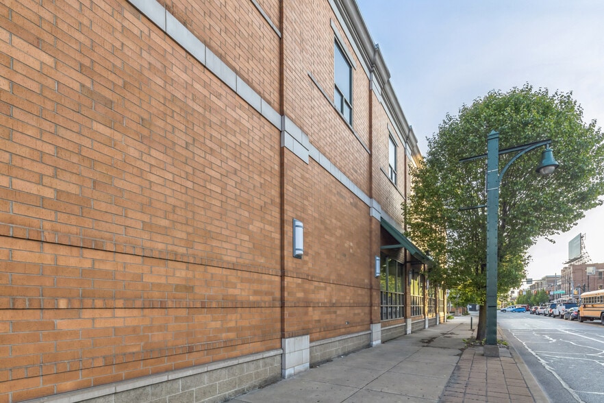 More Photos Of 133 W 8th Ave, Homestead Drugstore For Lease