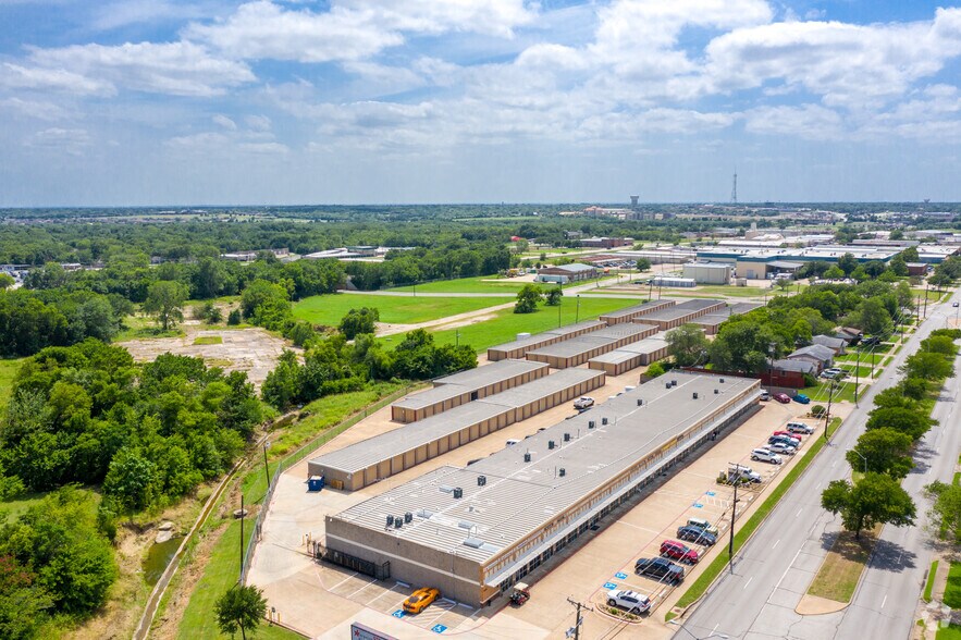 More Photos Of 502 W Kearney St, Mesquite Office For Lease