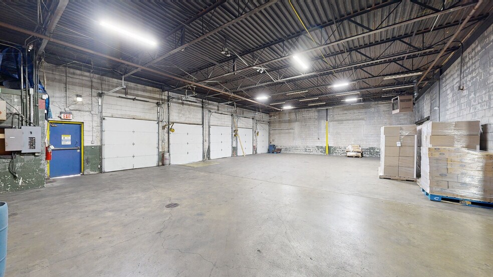 More Photos Of 1437 E State St, Hamilton Unknown For Lease