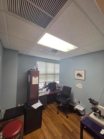 More Photos Of 780 Route 37 W, Toms River Medical For Lease