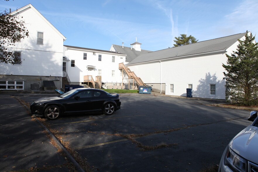More Photos Of 77 State Rd, Dartmouth Office For Lease