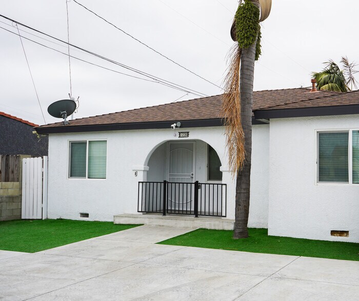 More Photos Of 1235 Clavel Ave, Ventura Apartments For Sale