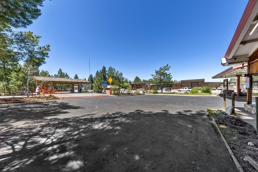 More Photos Of 2774 Lake Tahoe Blvd, South Lake Tahoe Industrial For Sale