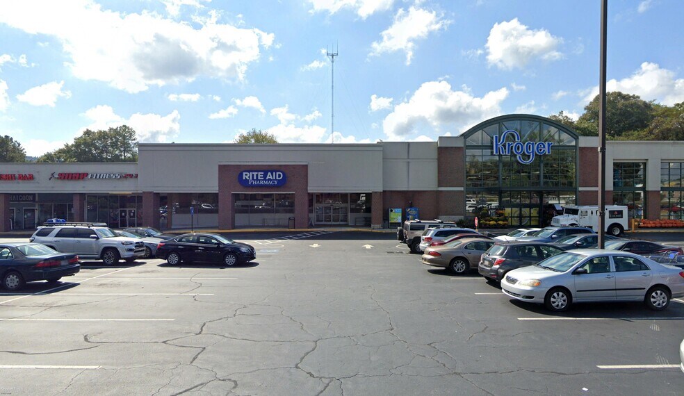 Primary Photo Of 1799 Briarcliff Rd NE, Atlanta Drugstore For Lease