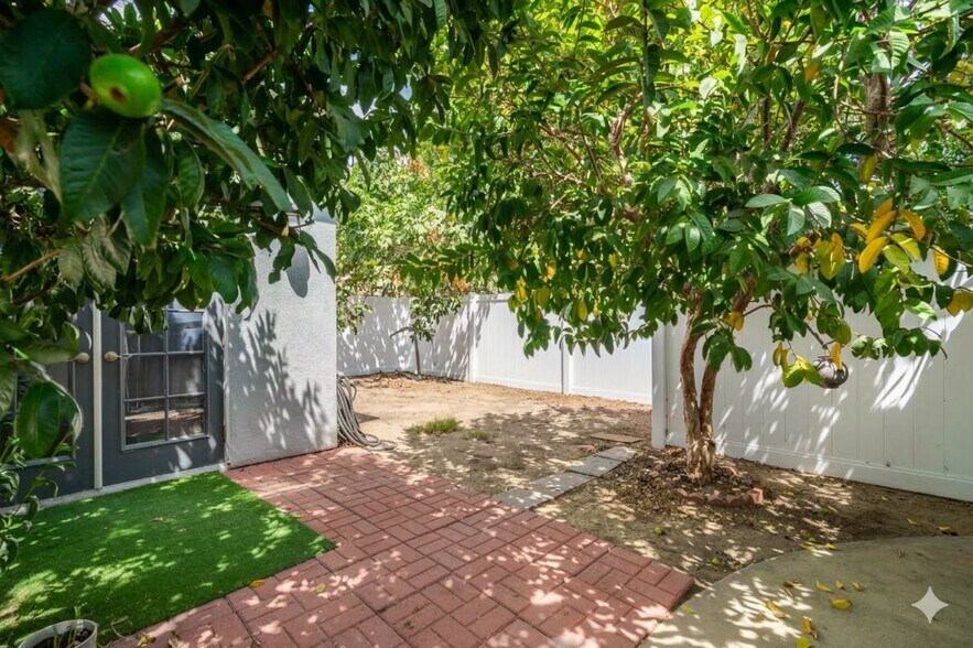 More Photos Of 15907 Enadia Way, Van Nuys Apartments For Sale
