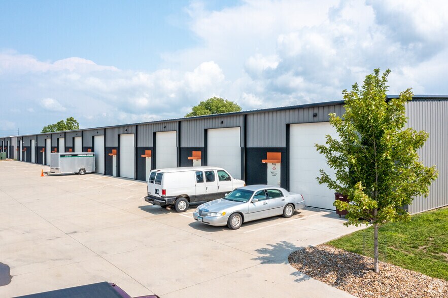 Primary Photo Of 175 S 9th St, West Des Moines Warehouse For Sale