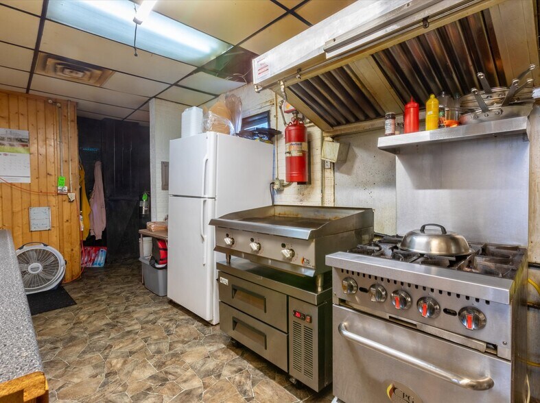 More Photos Of 107 N Main St, Elmwood Storefront Retail Residential For Sale