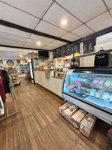 More Photos Of 44 US Route 4, Bridgewater Corners Freestanding For Sale