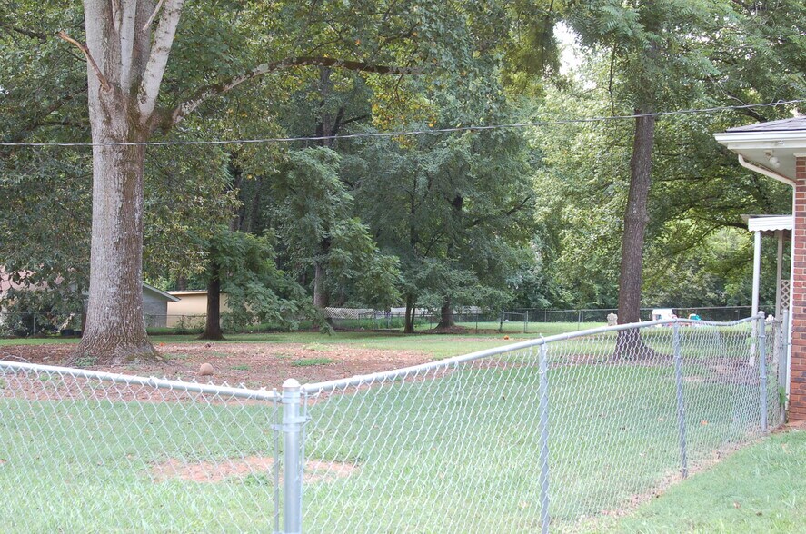 More Photos Of 1267 Old Norcross Rd, Lawrenceville Daycare Center For Sale