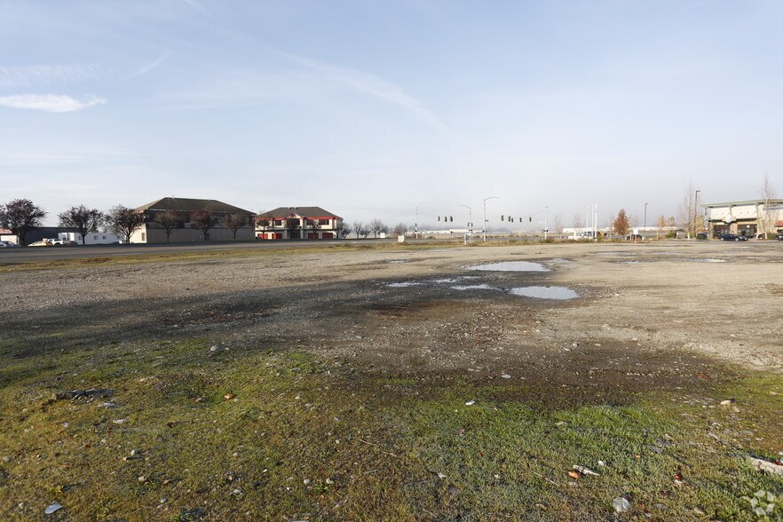 More Photos Of 2115-2205 116th St S, Tacoma Land For Lease